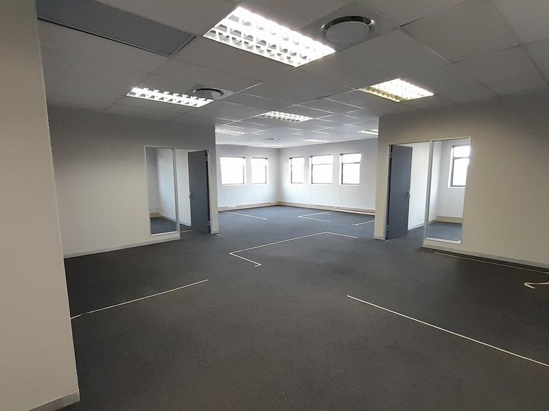Flexible First Floor Office in a Prime Boardwalk Business Location - Photo 2