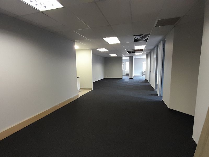 First Floor Office Space Designed for Productive Teams - Photo 5