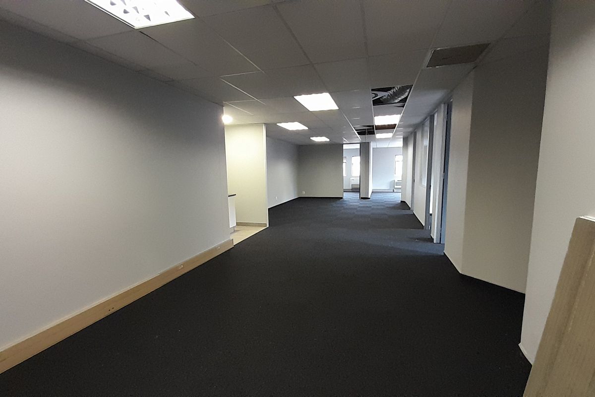 First Floor Office Space Designed for Productive Teams - Photo 5