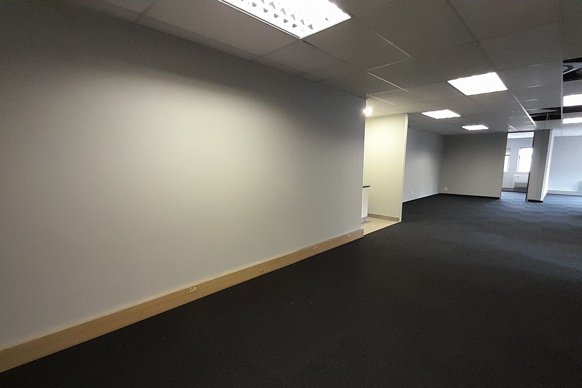 First Floor Office Space Designed for Productive Teams - Photo 3