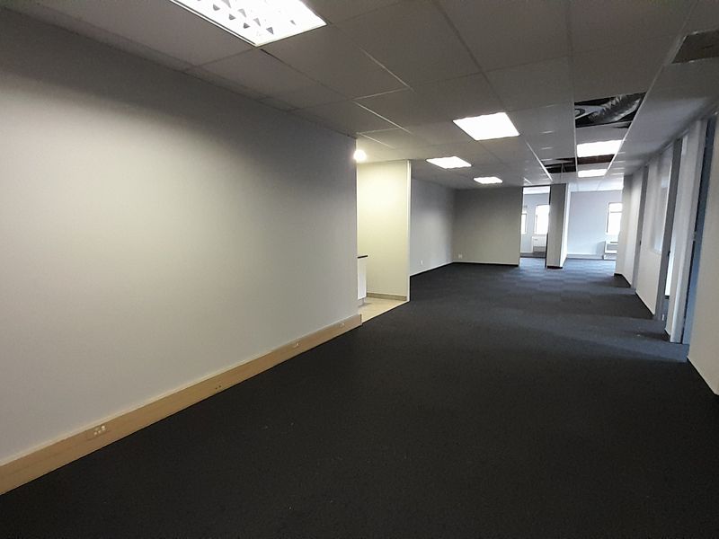 First Floor Office Space Designed for Productive Teams - Photo 4
