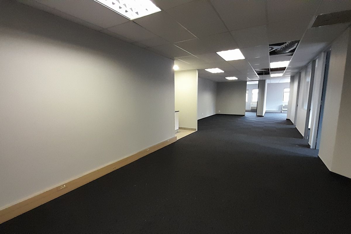 First Floor Office Space Designed for Productive Teams - Photo 4