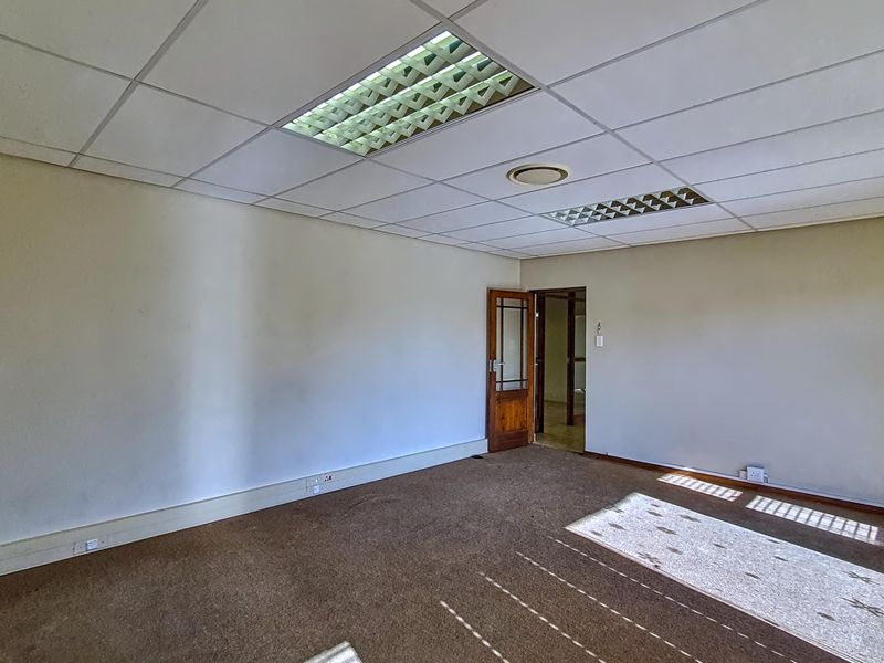 Modern 154m2 A-Grade Office Space Available Immediately – Wild Fig Business Park - Photo 5