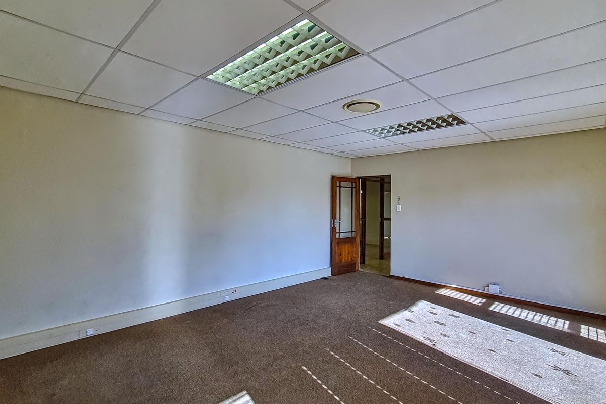 Modern 154m2 A-Grade Office Space Available Immediately – Wild Fig Business Park - Photo 5
