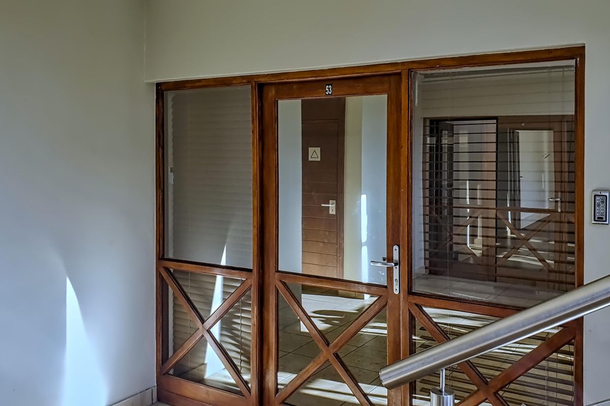 Modern 142m2 A-Grade Office Space Available Immediately at Wild Fig Business Park - Photo 2