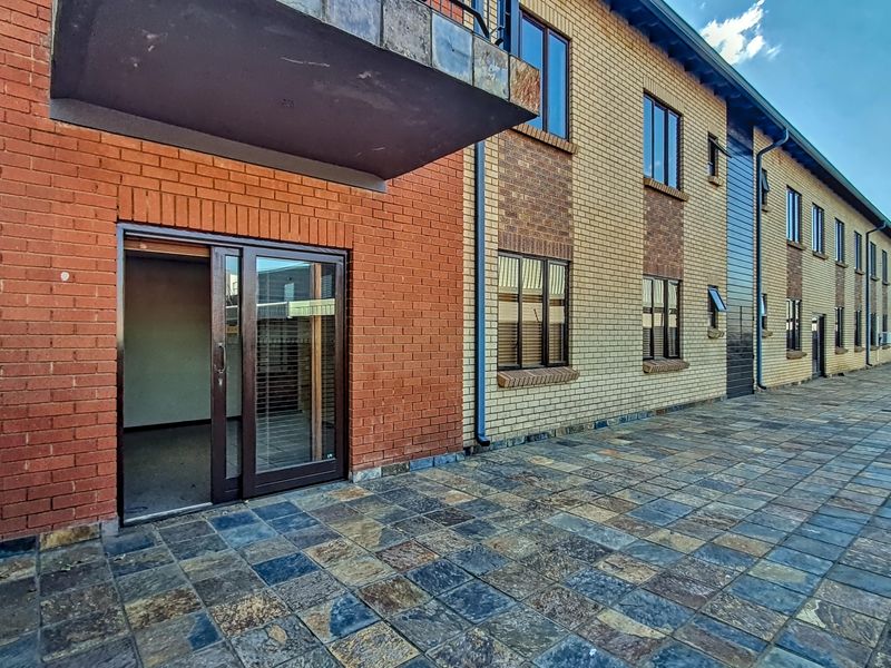 Modern 142m2 A-Grade Office Space Available Immediately at Wild Fig Business Park - Photo 10