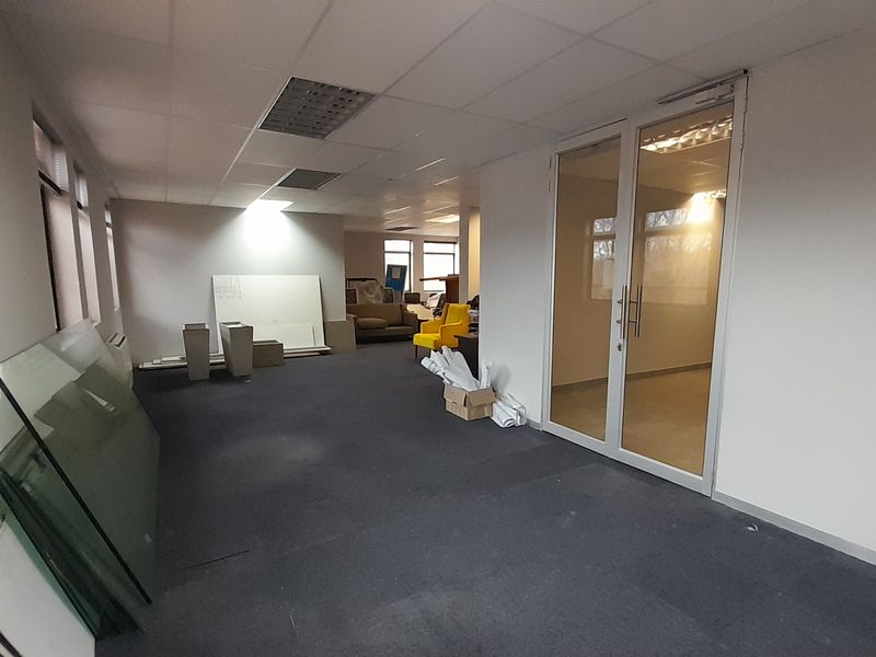 Compact Ground Floor Office within Heart of Pretoria East - Photo 2