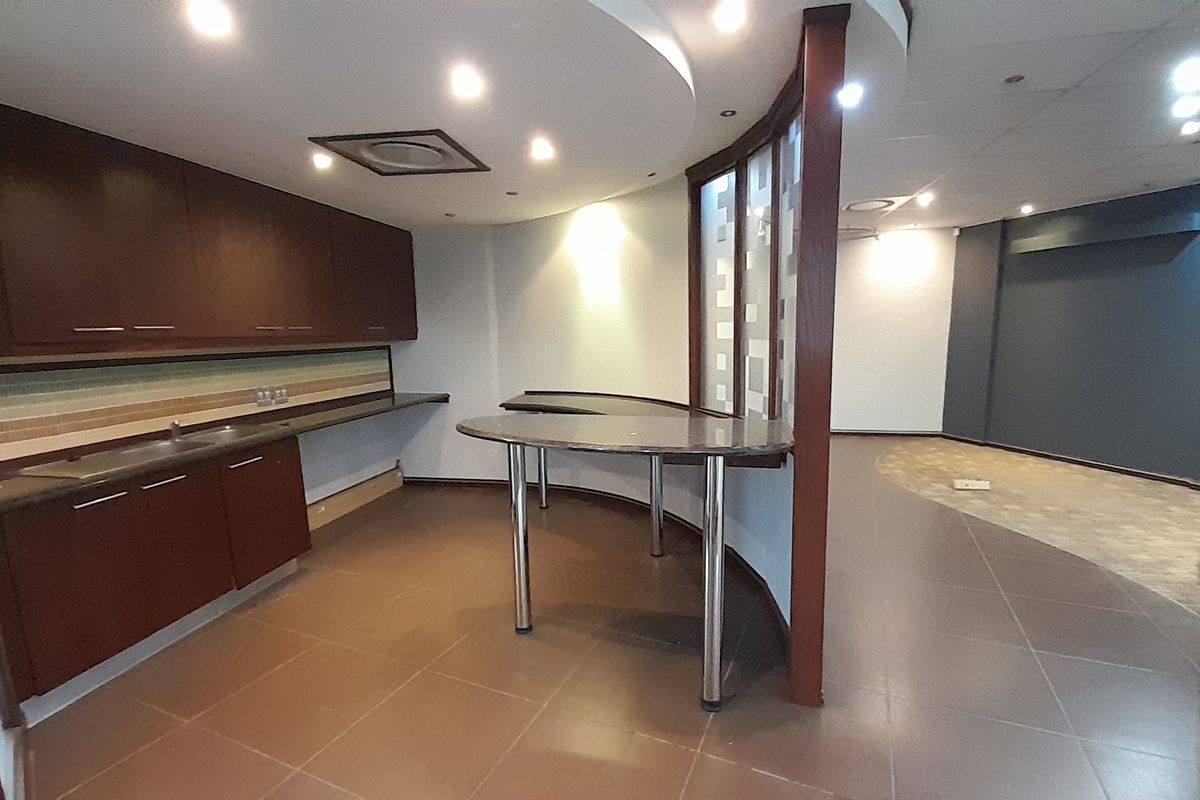 Well Appointed Office Suite with Boardroom and Ample Parking Included - Photo 5