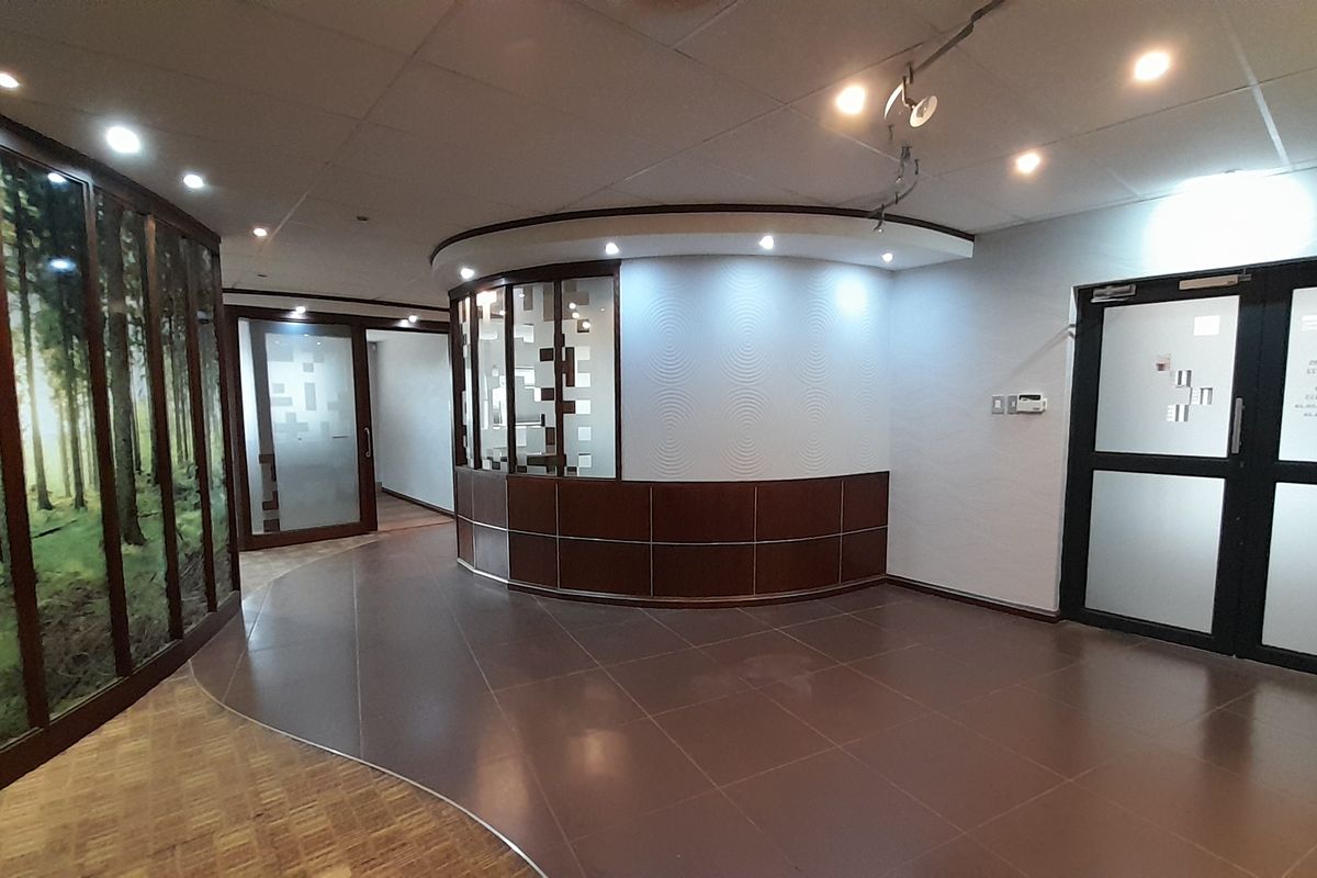 Well Appointed Office Suite with Boardroom and Ample Parking Included - Photo 4