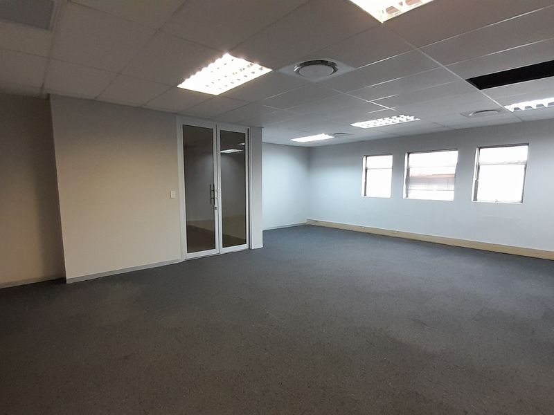 Compact First Floor Office with Included Parking in Boardwalk Office Park - Photo 7