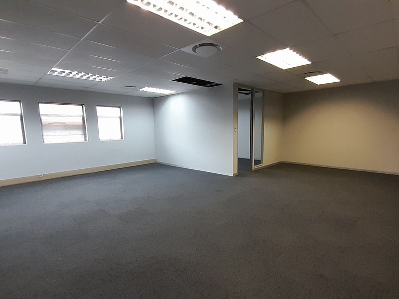 Compact First Floor Office with Included Parking in Boardwalk Office Park - Photo 3