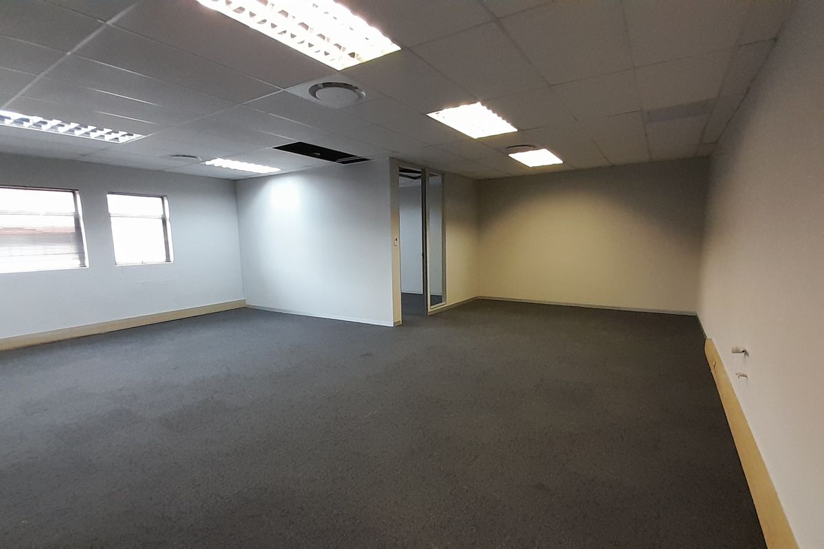 Compact First Floor Office with Included Parking in Boardwalk Office Park - Photo 5