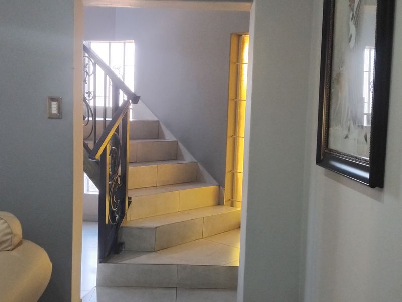 GUEST HOUSE FOR SALE - Photo 5