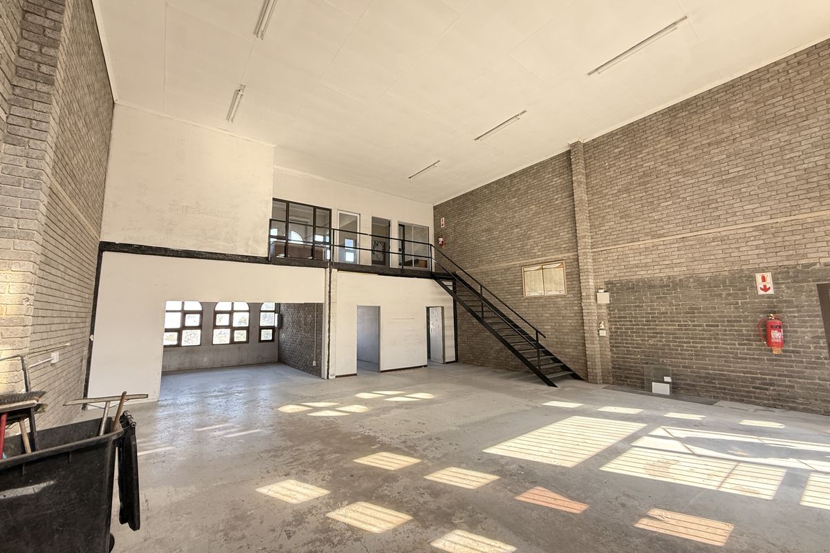 200m2 Warehouse in Secure Gallagher Corner Precinct - Photo 5