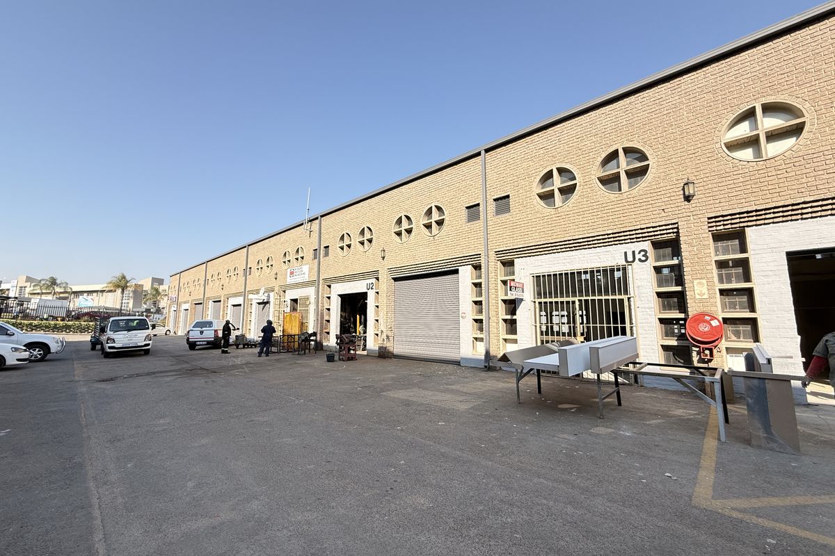 200m2 Warehouse in Secure Gallagher Corner Precinct - Photo 2