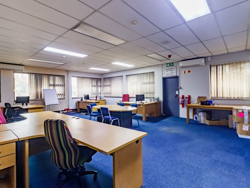 Exceptional freestanding commercial property! - Photo 8