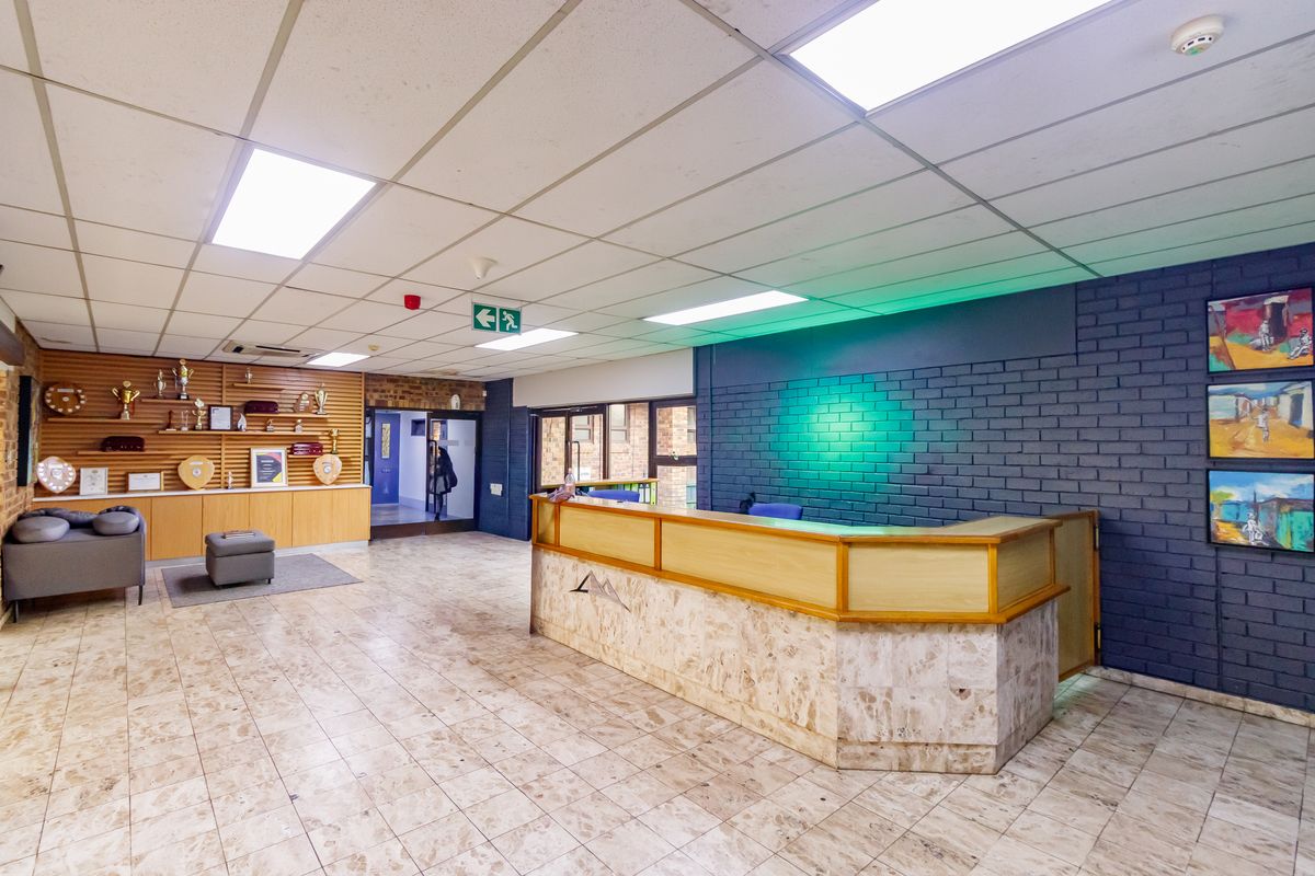 Exceptional freestanding commercial property! - Photo 2
