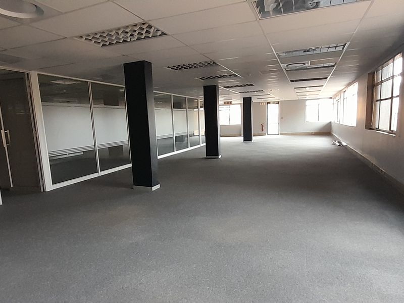 Large Ground Floor Office with Extensive Private Office Component - Photo 10