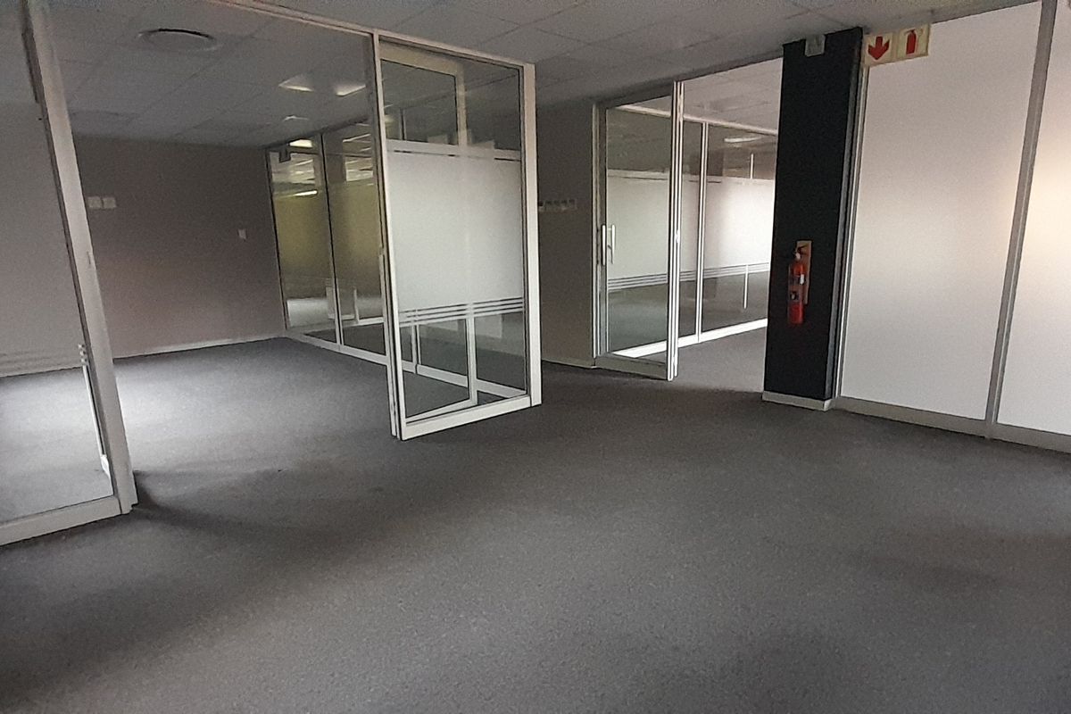 Large Ground Floor Office with Extensive Private Office Component - Photo 4