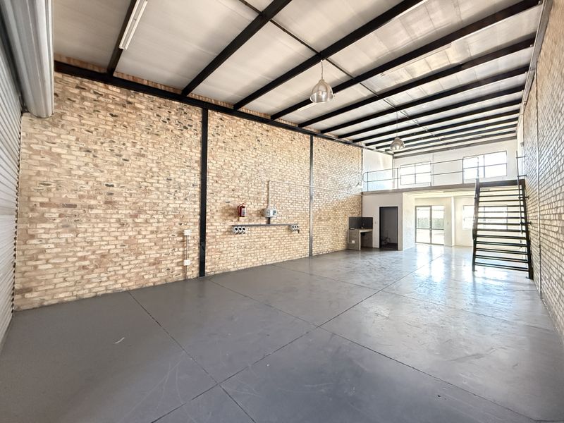140m2 AAA-Grade Warehouse with in Secure Midrand Business Hub - Photo 5