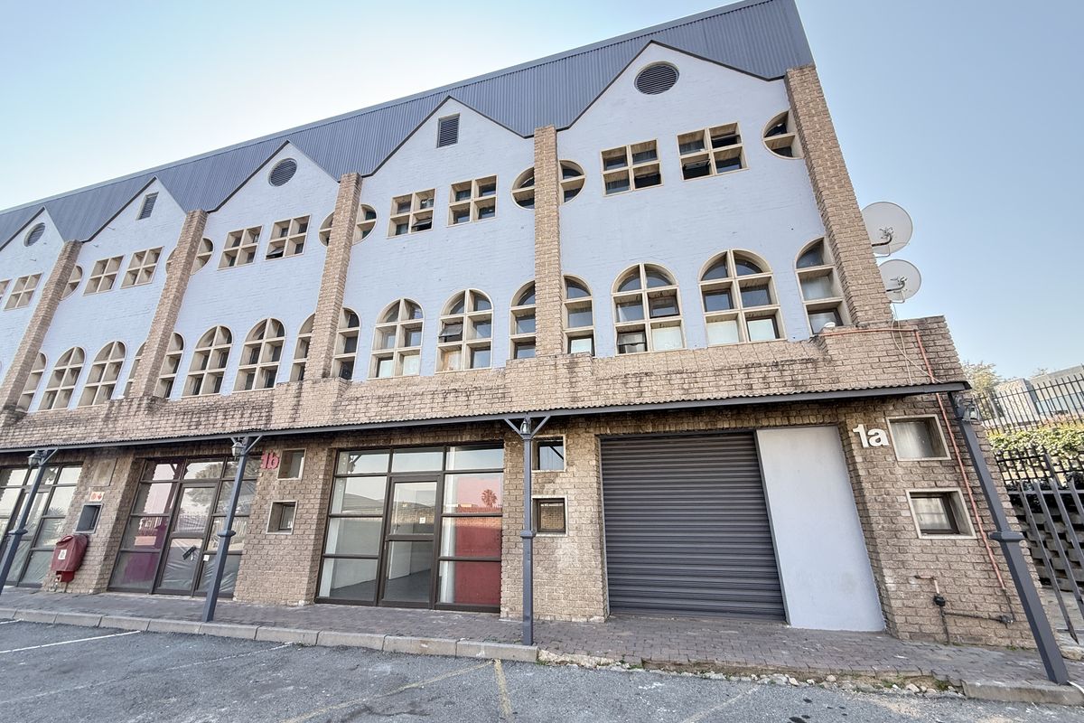 150m2 Warehouse with Private Yard and Three Roller Doors, Gallagher Corner, Midrand - Photo 3