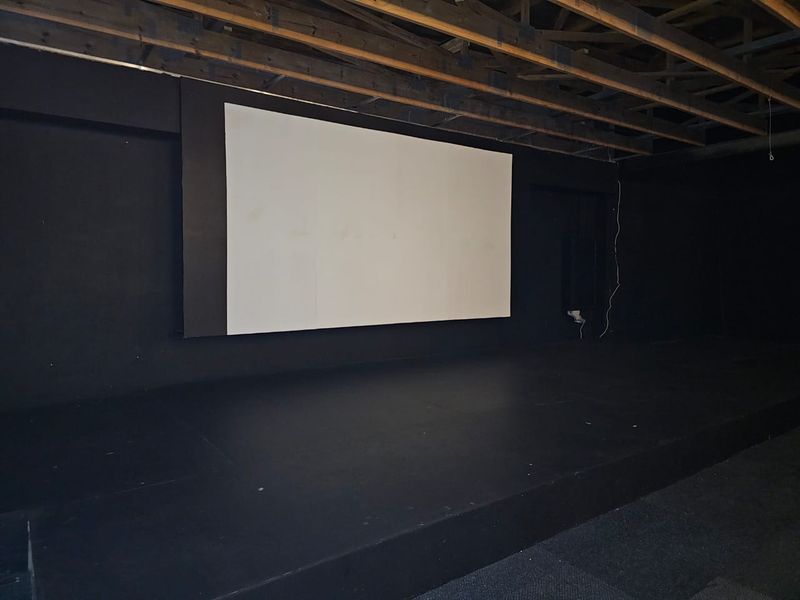 TO LET: Gym, Church, Dance Studio, Training Facility, Theatre or Church | 275 m2 | Waterkloof Corner - Photo 9