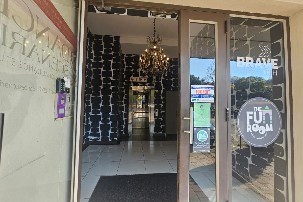 TO LET: Gym, Church, Dance Studio, Training Facility, Theatre or Church | 275 m2 | Waterkloof Corner - Photo 4