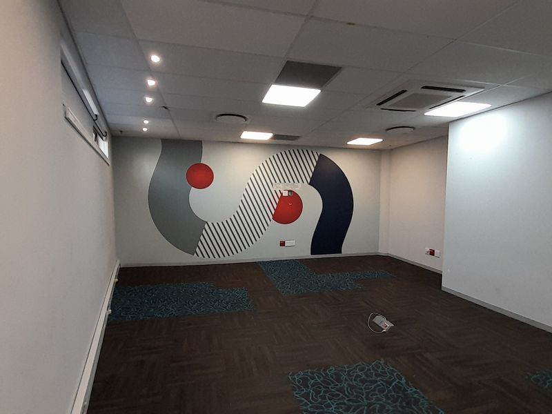 Executive Office Suite with Private Office Layout in Menlyn - Photo 9