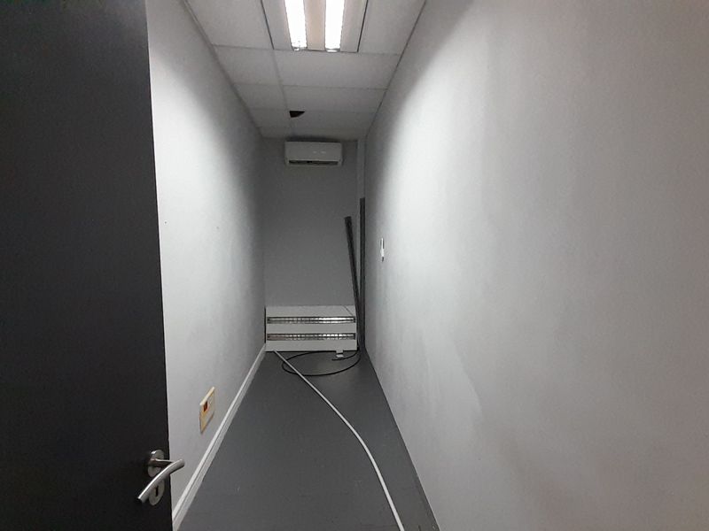 Executive Office Suite with Private Office Layout in Menlyn - Photo 5