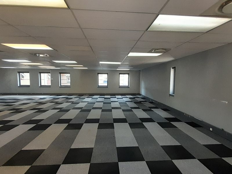 Flexible First Floor Office with Private Office in a Prime Menlyn Location - Photo 10