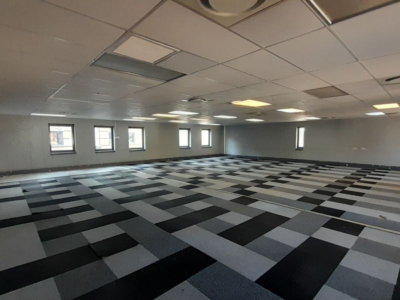 Flexible First Floor Office with Private Office in a Prime Menlyn Location - Photo 8