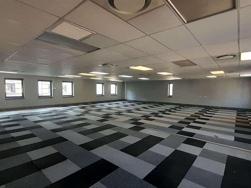 Flexible First Floor Office with Private Office in a Prime Menlyn Location - Photo 7