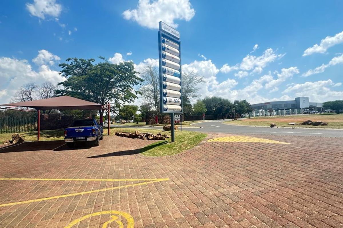 Prime office for sale - Photo 3