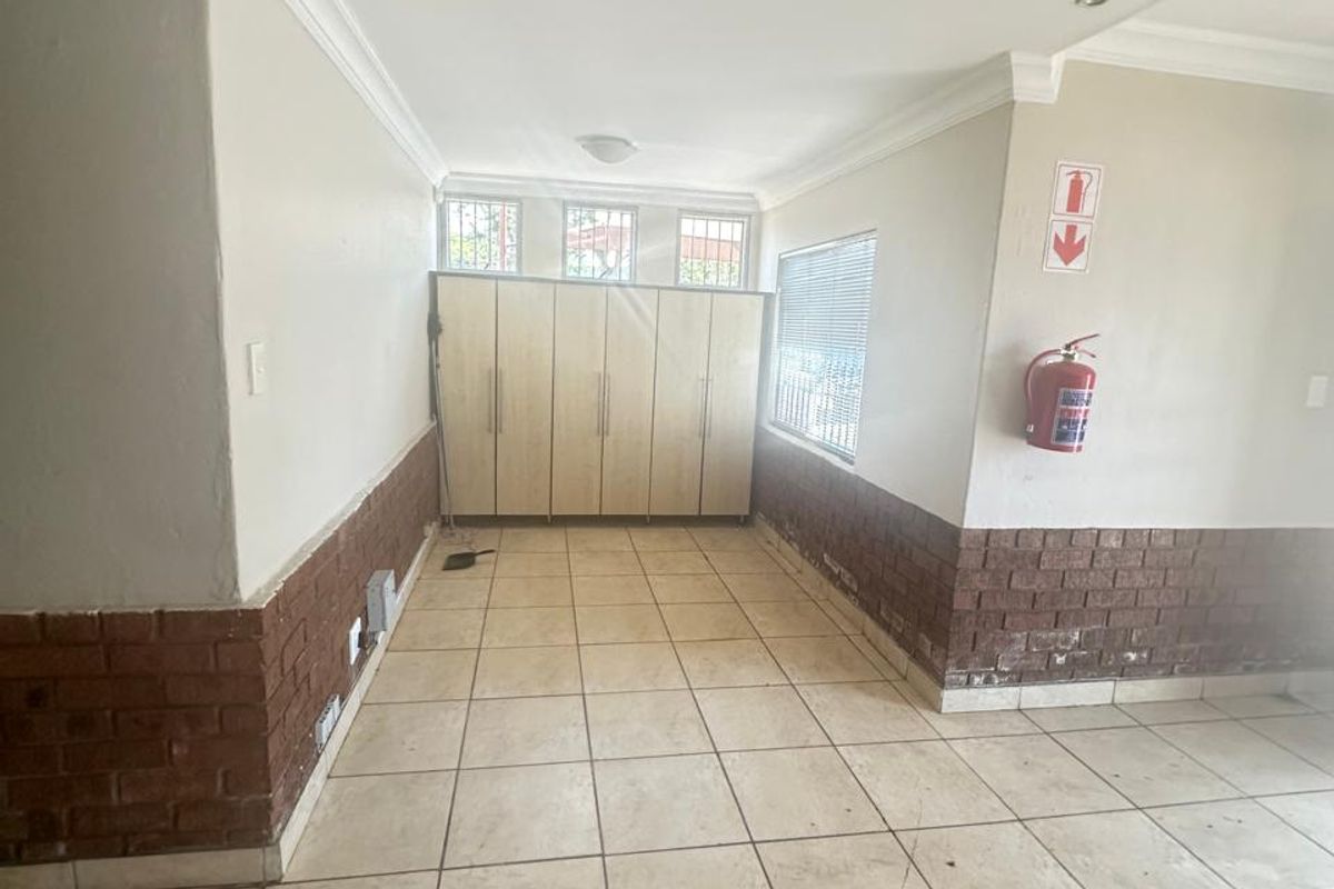 Prime office for sale - Photo 5
