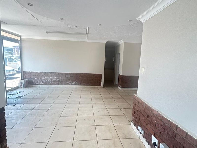 Prime office for sale - Photo 4