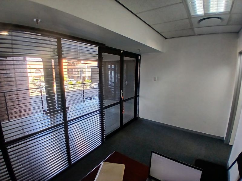 Bright Executive Office Available Now - Photo 2