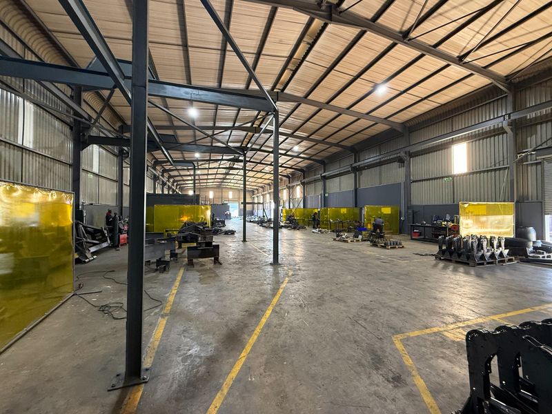 Limeroc high end warehouse - Photo 4