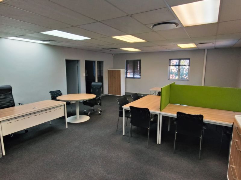 Elevate Your Business with a Premium 170m2 Office To Let in Route 21 Corporate Park, Irene - Photo 6