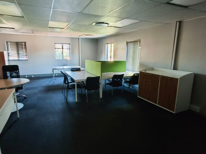 Elevate Your Business with a Premium 170m2 Office To Let in Route 21 Corporate Park, Irene - Photo 8