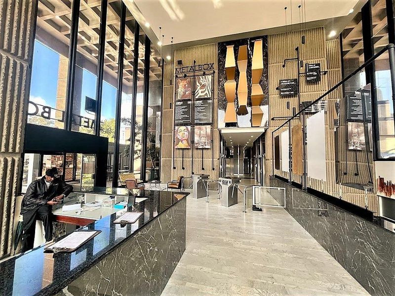 Commercial office to let in Auckland Park - Photo 4