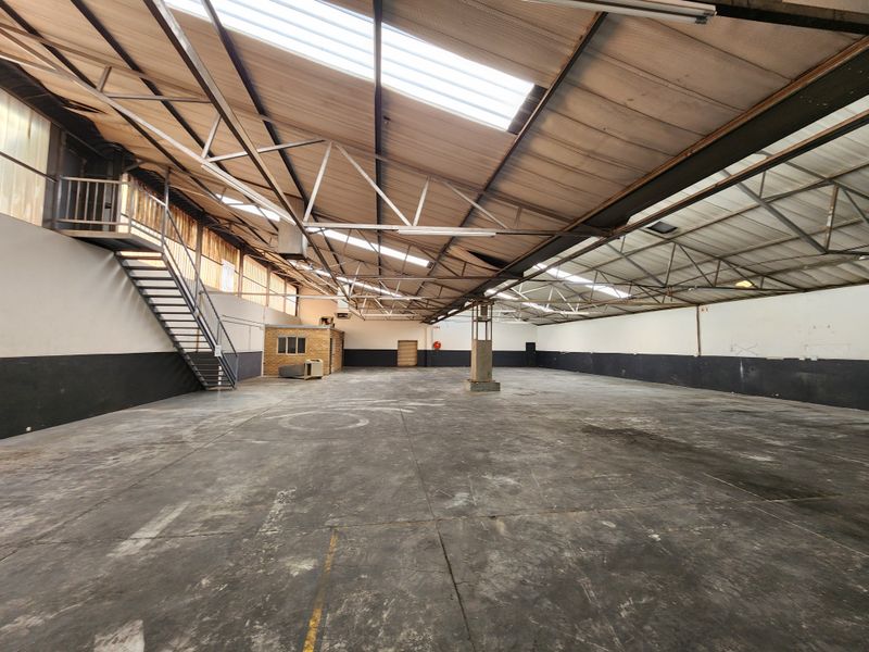 657m2 Spacious Ground Floor Industrial Warehouse To Let in Koedoespoort - Photo 9