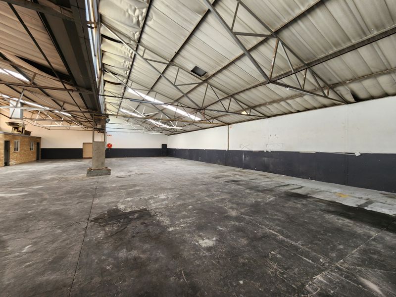 657m2 Spacious Ground Floor Industrial Warehouse To Let in Koedoespoort - Photo 8