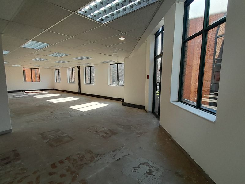 Customise Your Ideal Office in a Prestigious Menlyn Business Park - Photo 9