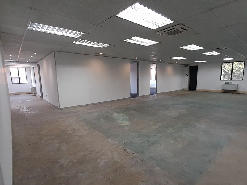 Professional First Floor Office with Reception and Functional Layout - Photo 10