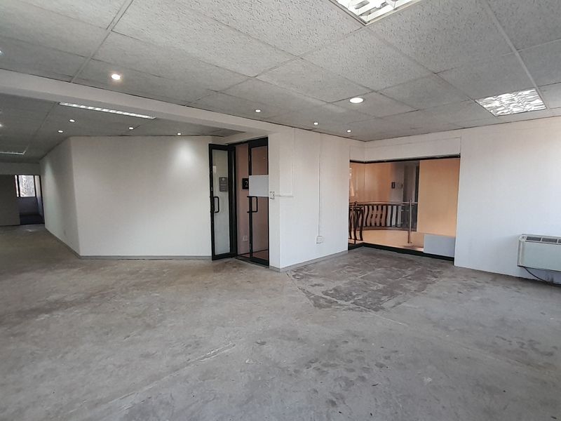 Professional First Floor Office with Reception and Functional Layout - Photo 2