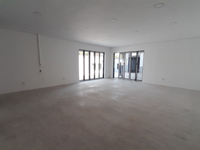 Prime Lifestyle Space with Expansive Outdoor Potential in Waterkloof Ridge - Photo 10