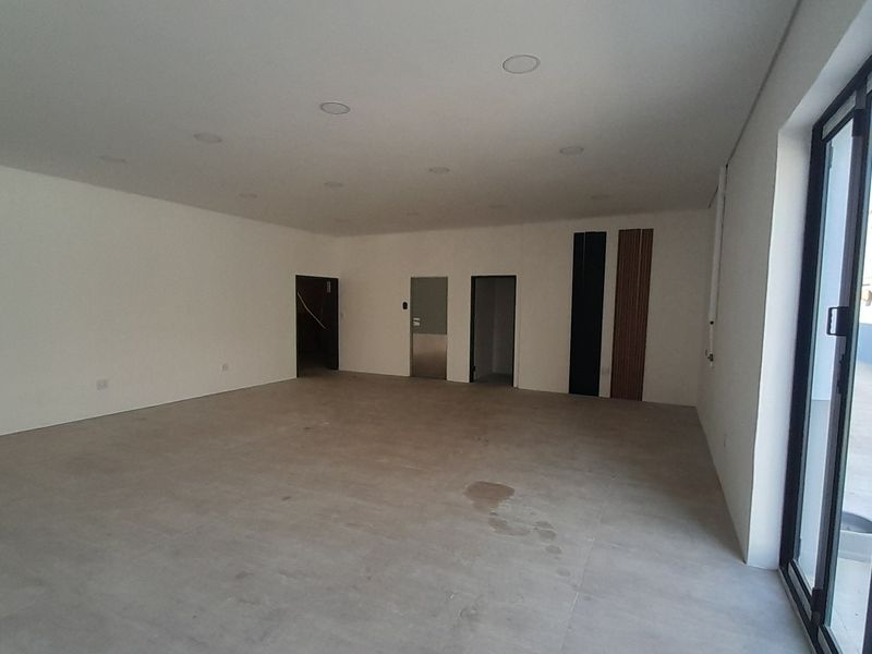 Prime Lifestyle Space with Expansive Outdoor Potential in Waterkloof Ridge - Photo 5