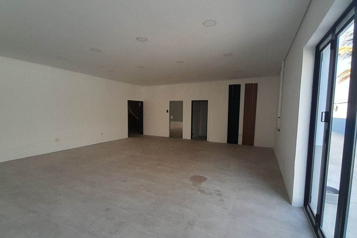 Prime Lifestyle Space with Expansive Outdoor Potential in Waterkloof Ridge - Photo 5