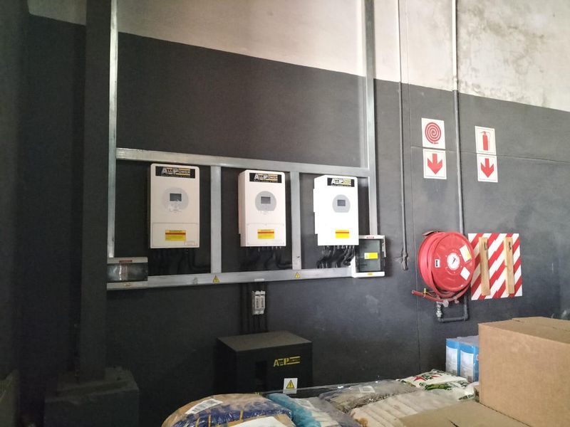 Functional business building in Bethlehem - Photo 8