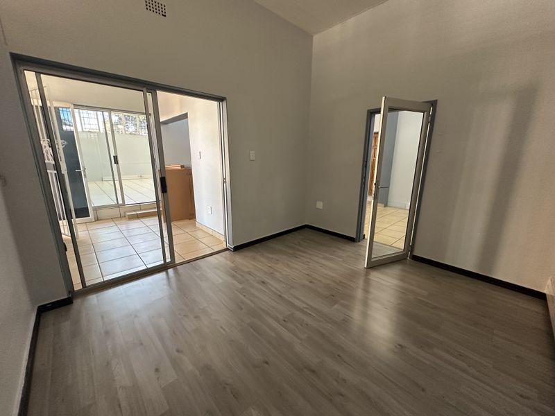 Warehouse For Sale In Germiston - Photo 7
